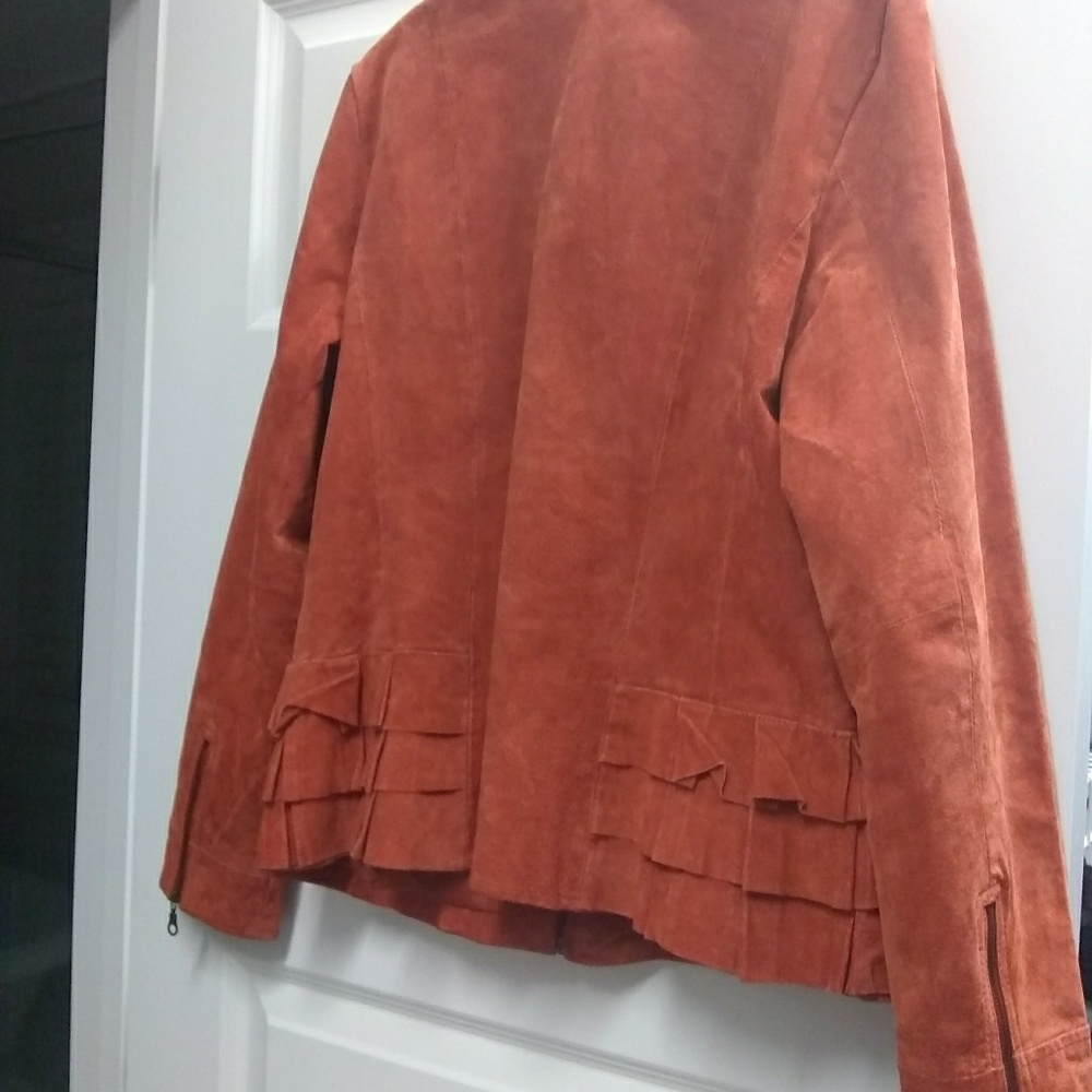 100% Leather Jacket! - image 6